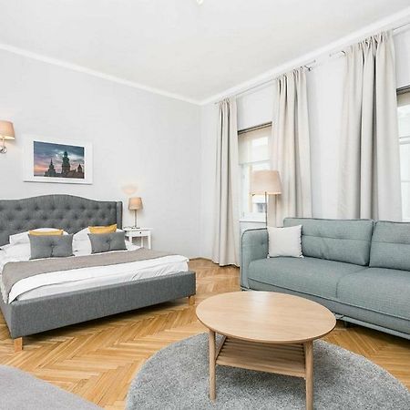 Barbican House Apartments クラクフ エクステリア 写真