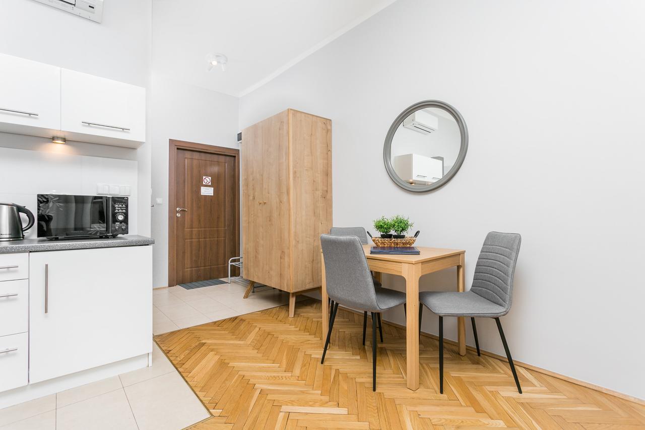 Barbican House Apartments クラクフ エクステリア 写真